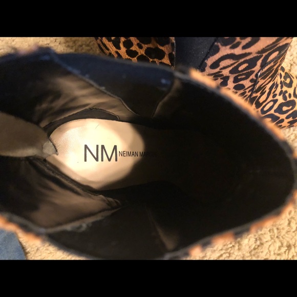 Neiman Marcus leopard boots - Picture 6 of 8